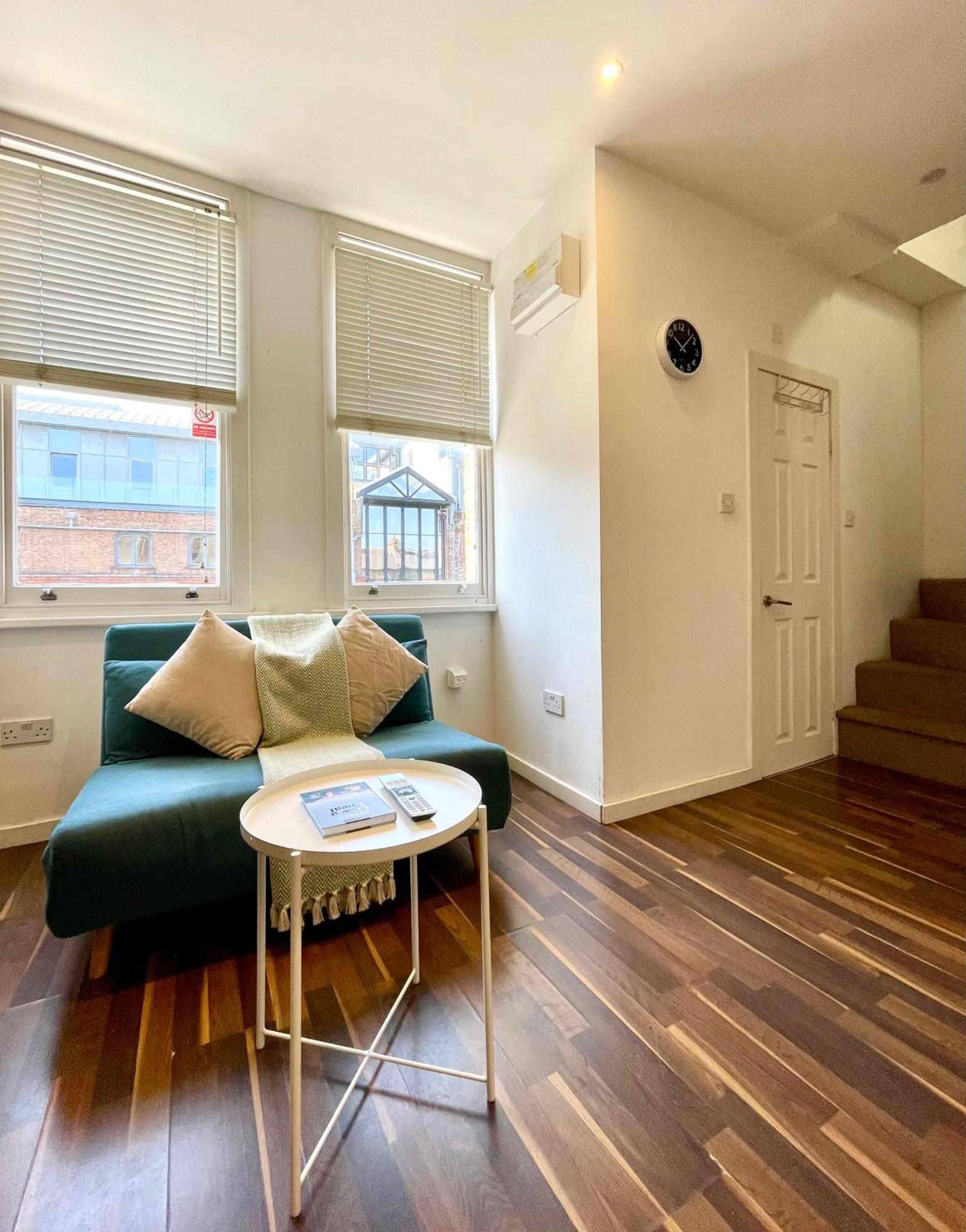 A Fantastic One Double Bedroom Flat Appartement Londen